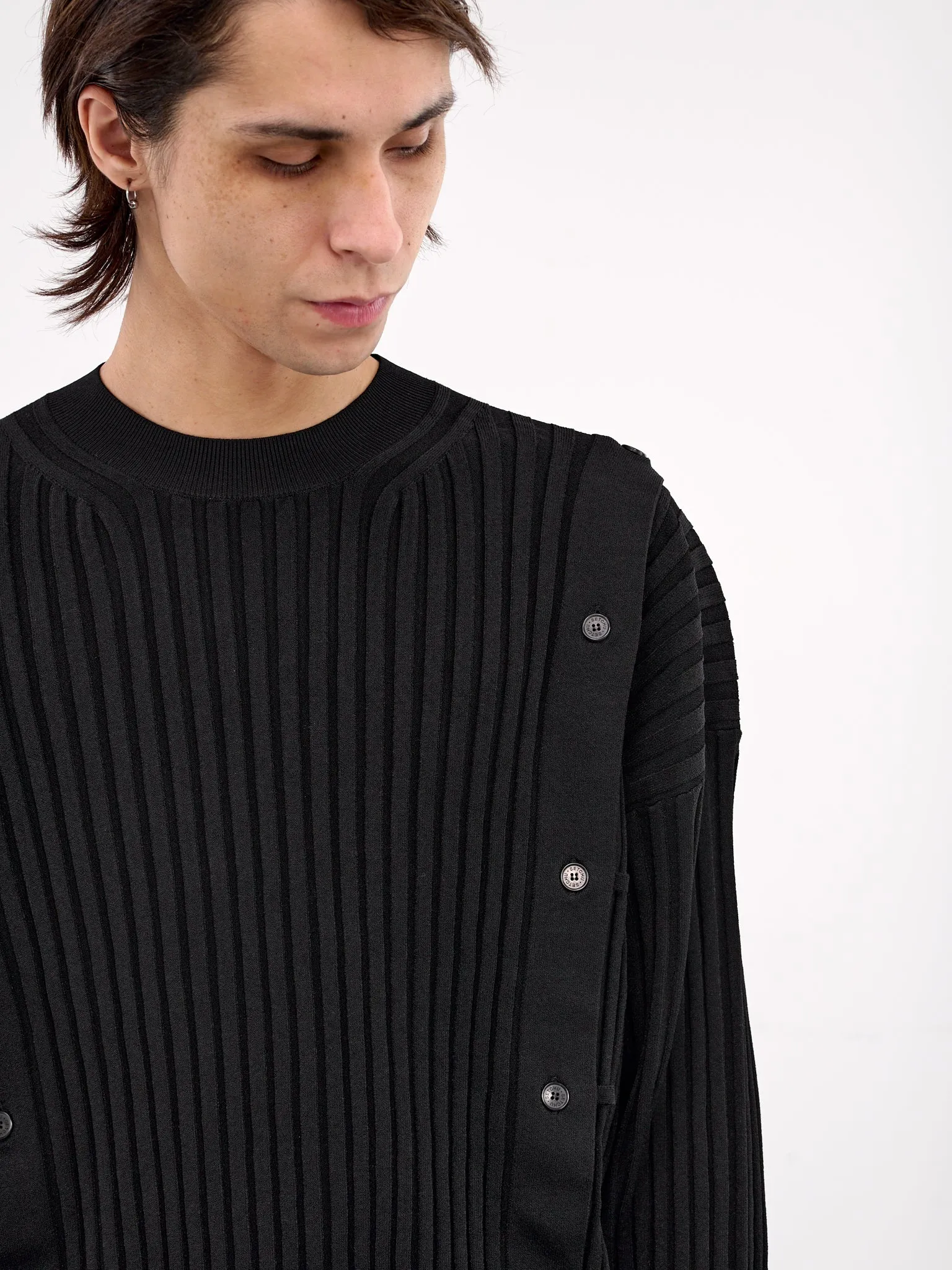 Button Jumper (U241-Y003-V002-BLACK)