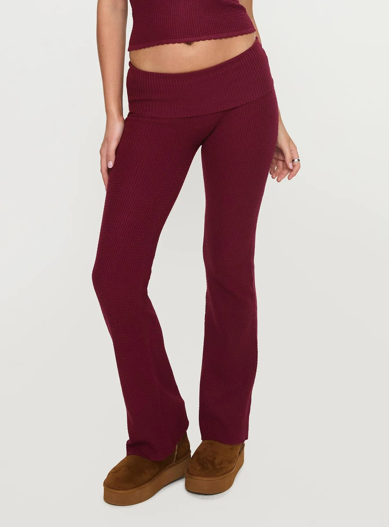 Closed Eyes Flared Pants Maroon