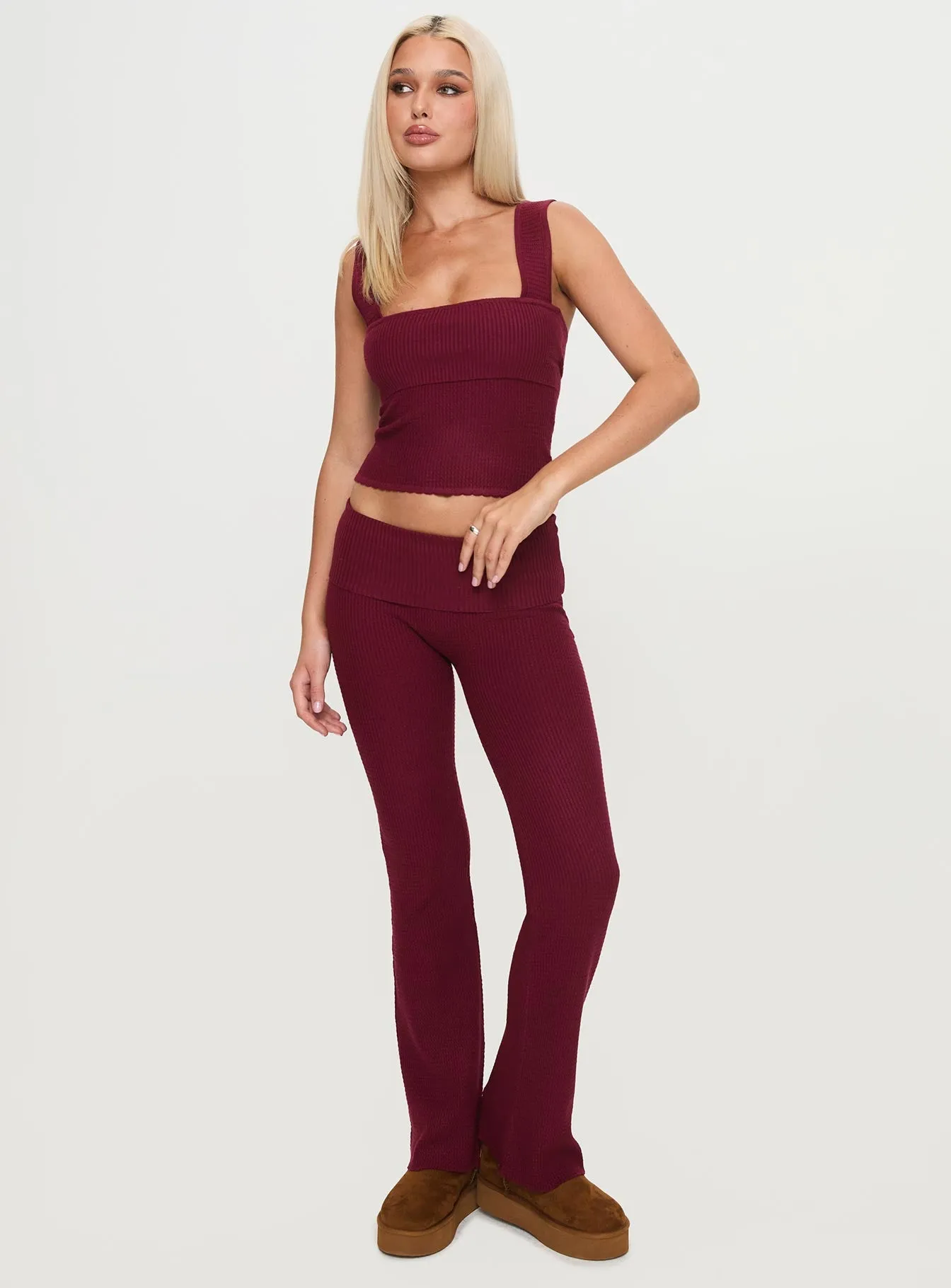 Closed Eyes Flared Pants Maroon