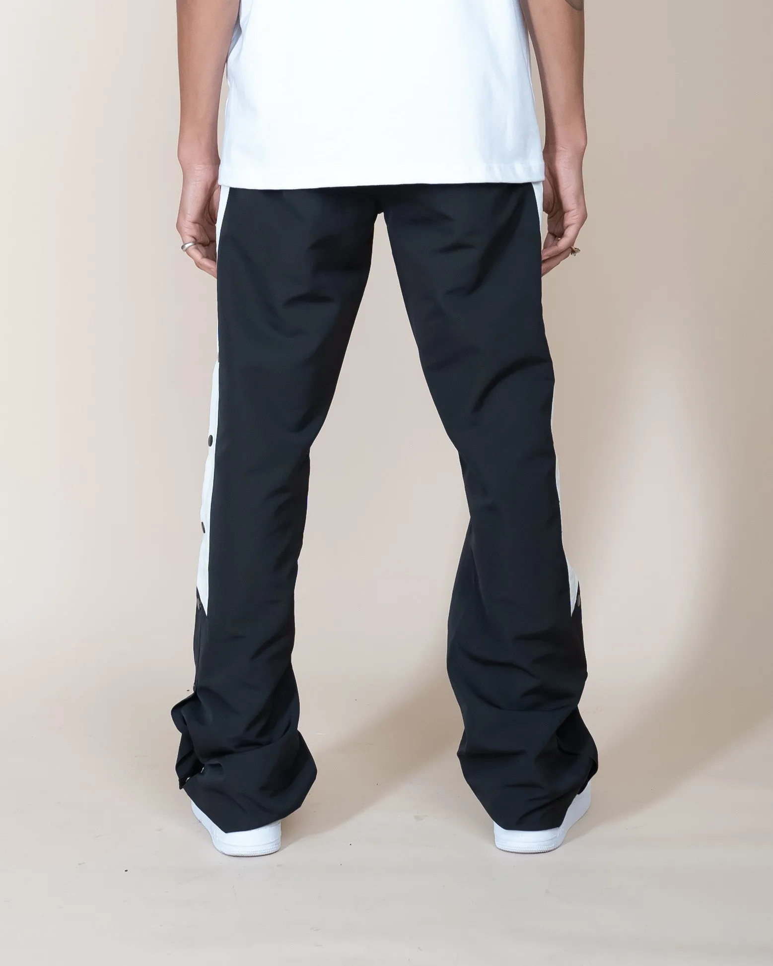 EPTM GOAT FLARED PANTS - BLACK