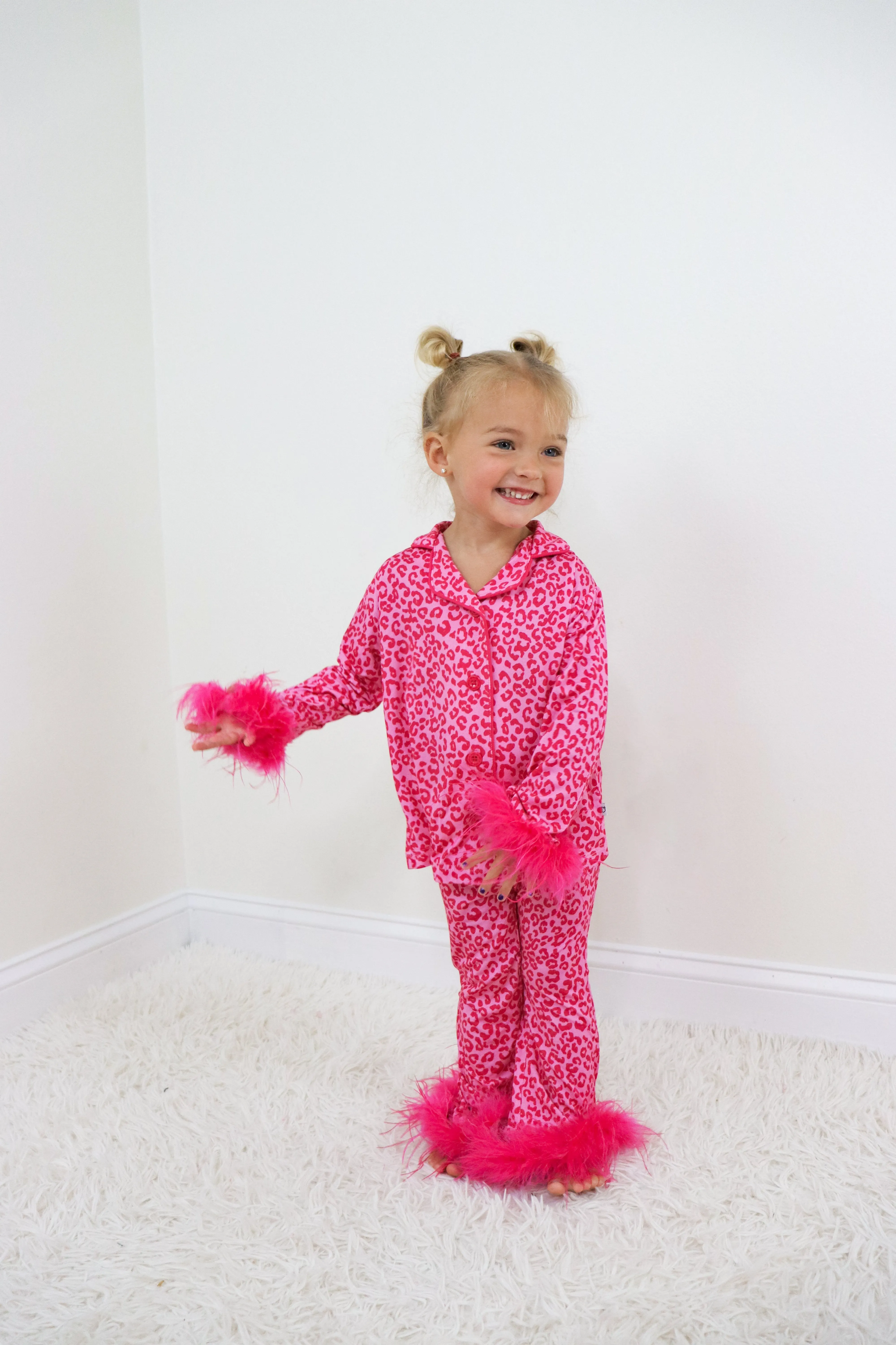 Love Leopard Girl’s Flare Feathered Dream Set