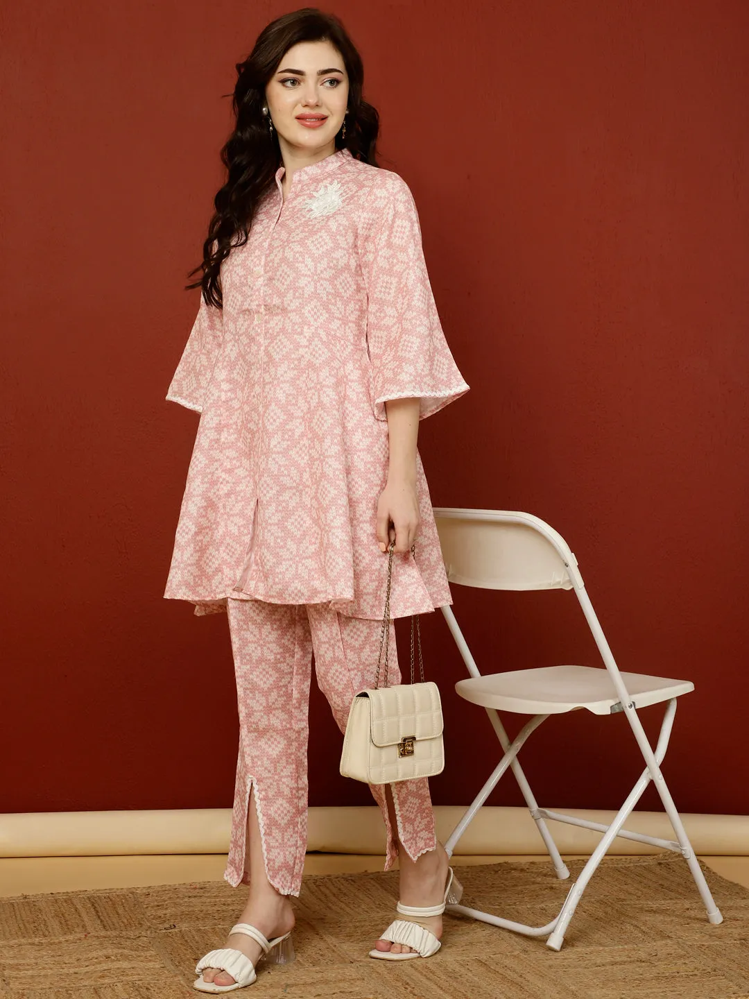 Pink Geometric Printed Short Kurta And Pants Co-ord Sets