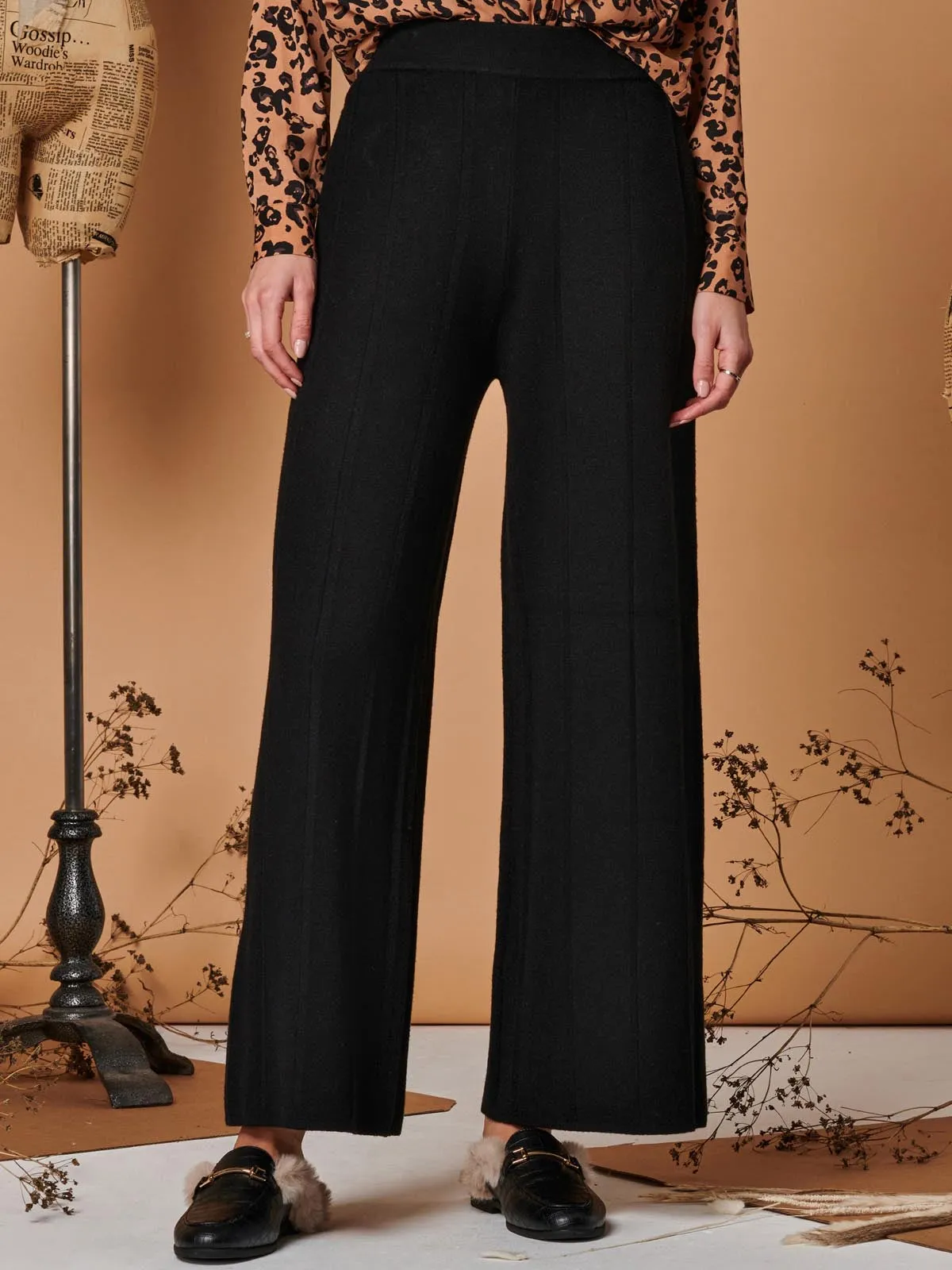 Vertical Line Knit Flared Pants, Black