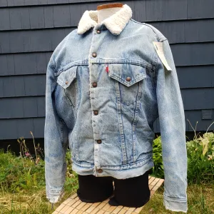 Vintage 1970’s Levi’s Trucker Sherpa Light Wash Denim Jean Jacket. Made in USA