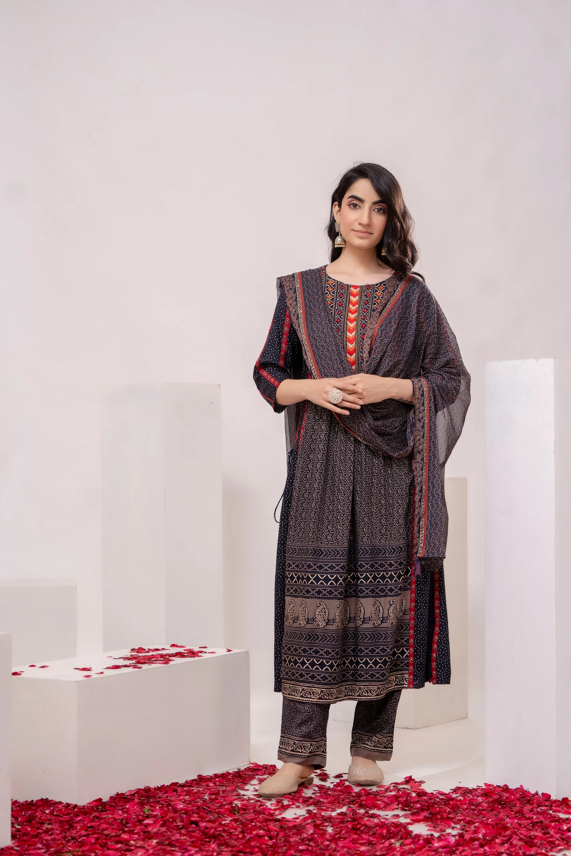 Women's Black Rayon Kurta Pant and Dupatta Set