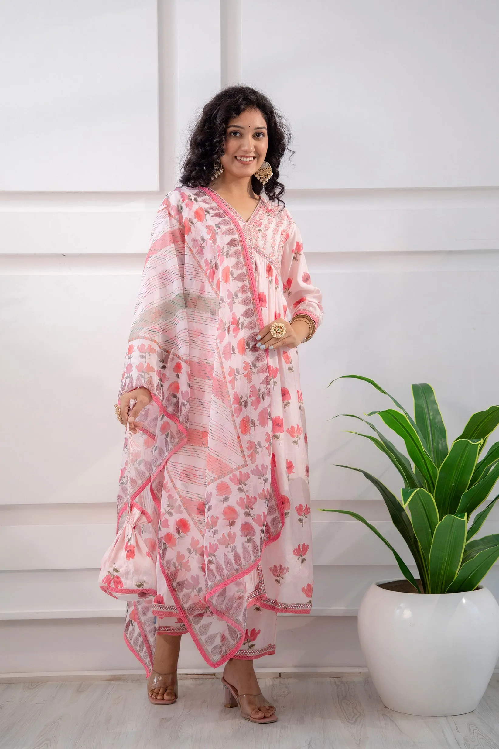 Women's Muslin Pink Alia Cut A-line Ethnic Set