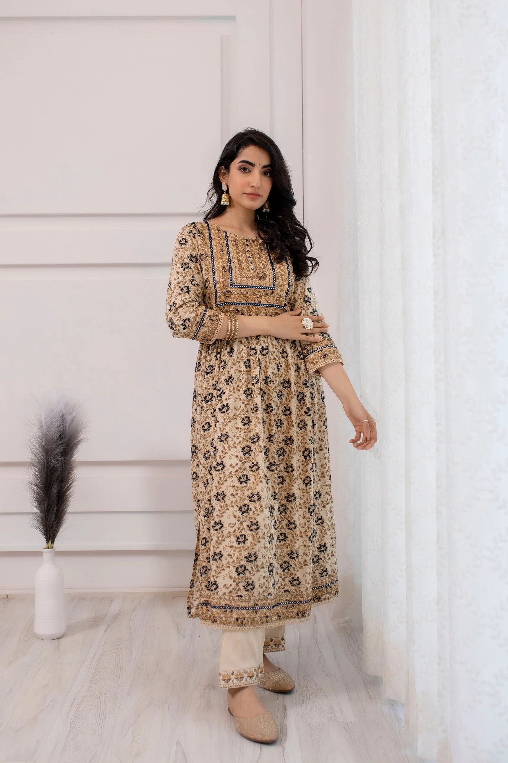 Women's Rayon Cream A-Line Kurta, Pant & Dupatta With Fancy Potli Set